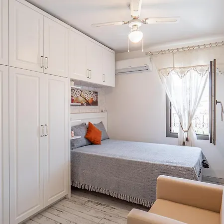 Daire Havuzlu site içinde deniz manzaralı daire *